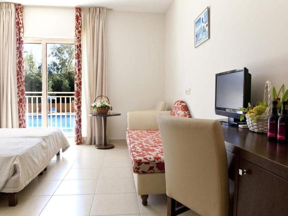 Chc Marilena Hotel Amoudara  Экстерьер фото